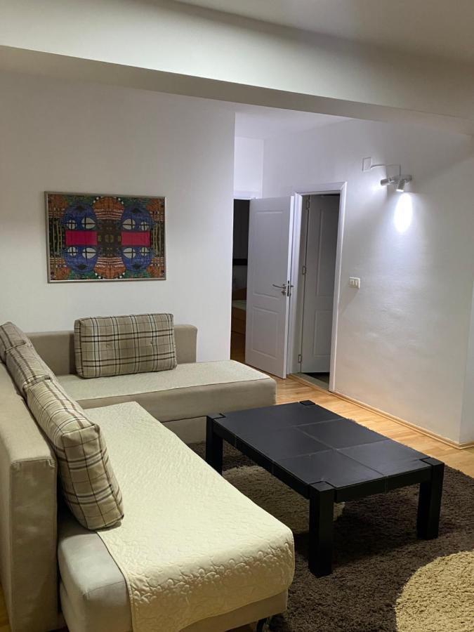 Dona Apartments Skopje Ngoại thất bức ảnh
