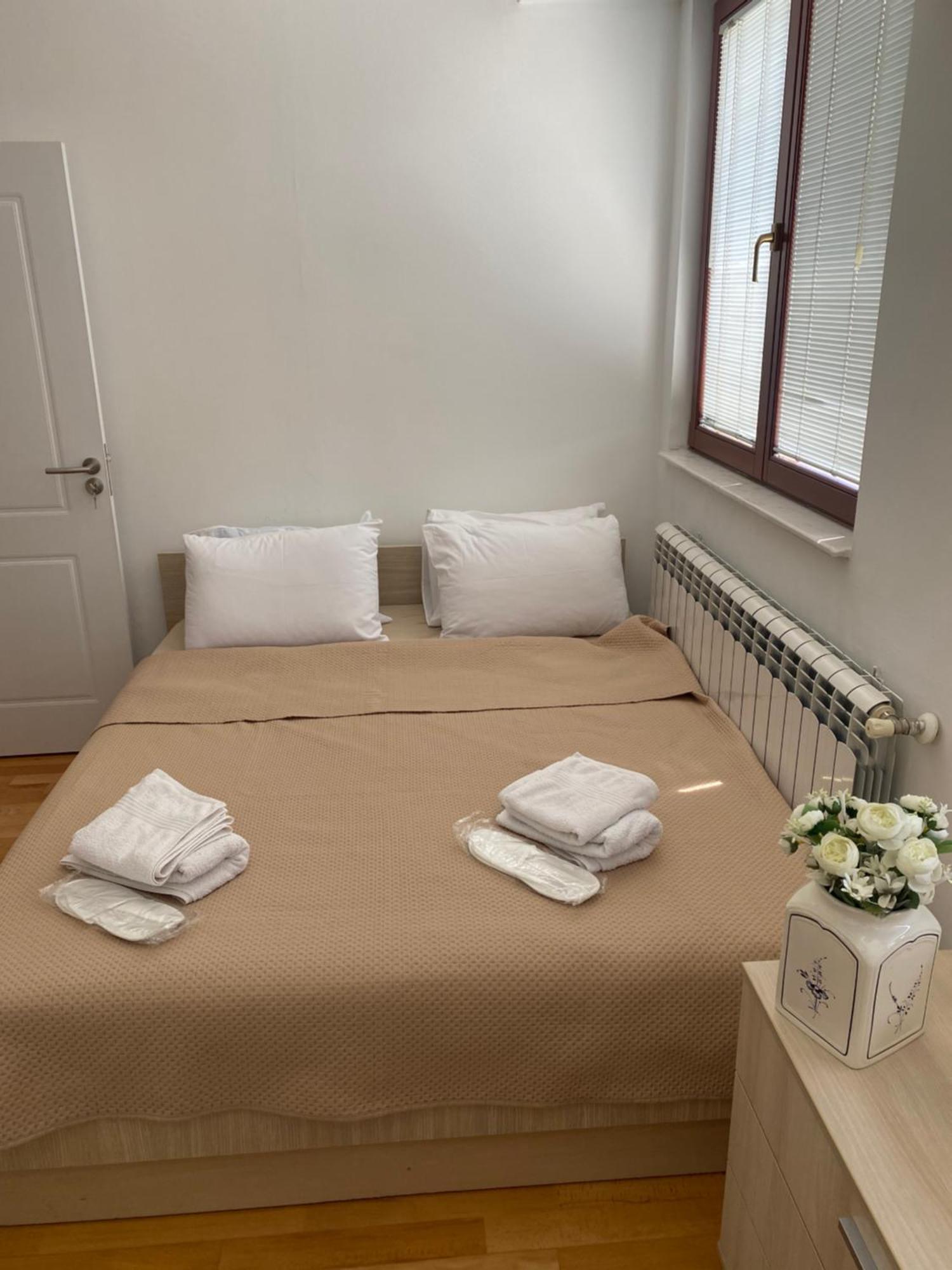 Dona Apartments Skopje Ngoại thất bức ảnh